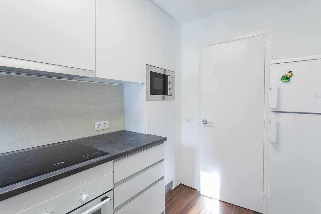 Apartamento Para 4 Con Terraza En El Centro 赫罗纳 外观 照片