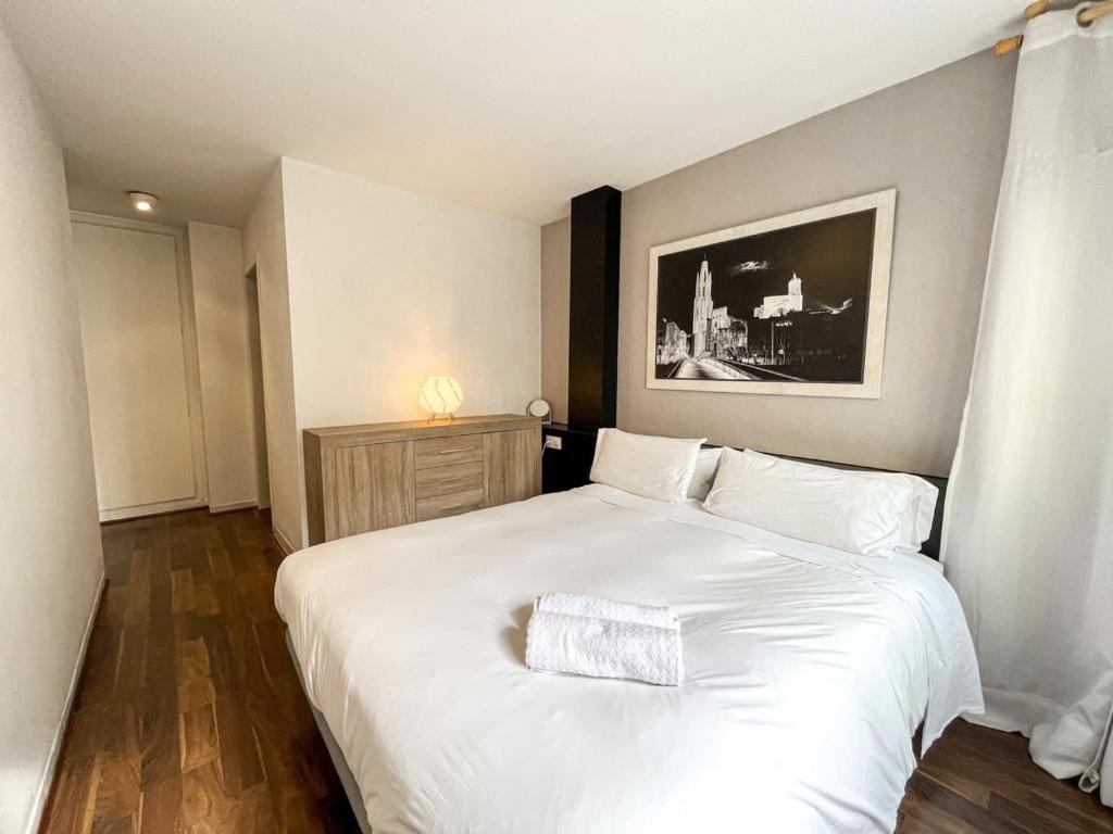 Apartamento Para 4 Con Terraza En El Centro 赫罗纳 外观 照片